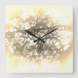 KLÄDSKÅP KONST OCH DESIGN FYRKANTIG KLOCKA