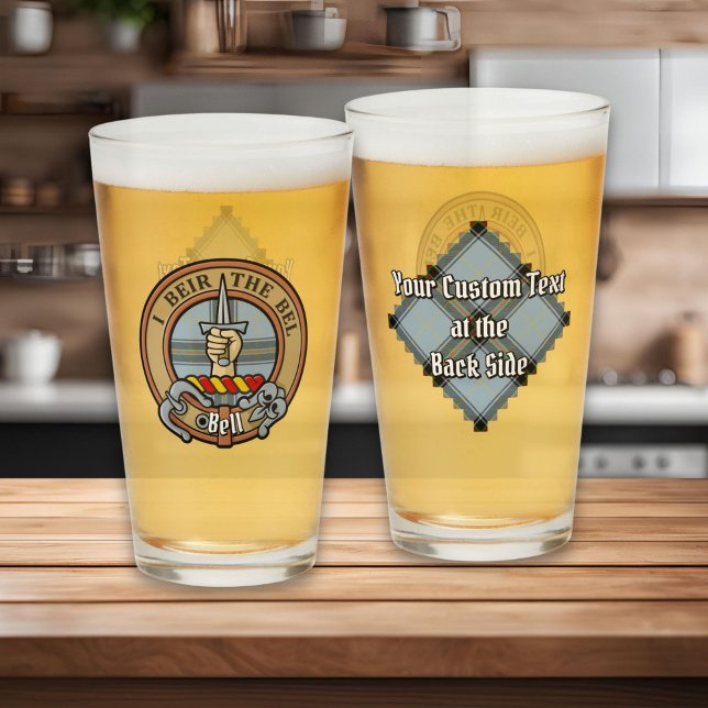 Klan Bell Vapensköld över Tartan Glaskopp (Skapare uppladdad)