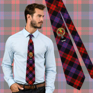 Klan Brown Vapensköld över Tartan Slips