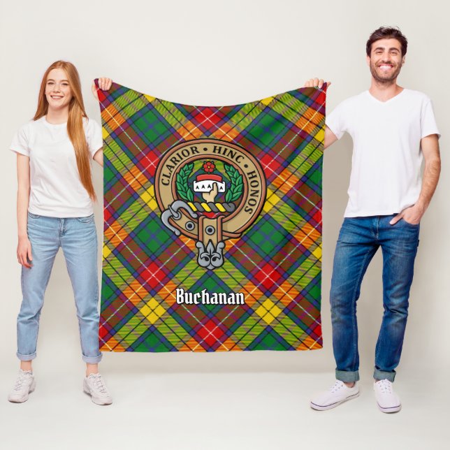Klan Buchanan Vapensköld över Tartan Fleecefilt (På plats)