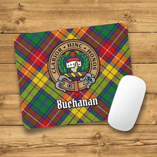 Klan Buchanan Vapensköld över Tartan Musmatta (Skapare uppladdad)