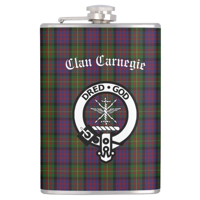 Klan Carnegie Vapensköld Badge och Tartan Fickplunta (Framsidan)