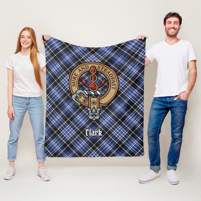 Klan Clark Vapensköld över Tartan Fleecefilt (På plats)