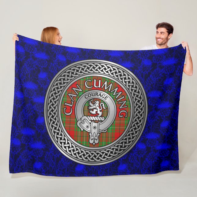 Klan Cumming Vapensköld & Tartan Knot på Thistle Fleecefilt (På plats)
