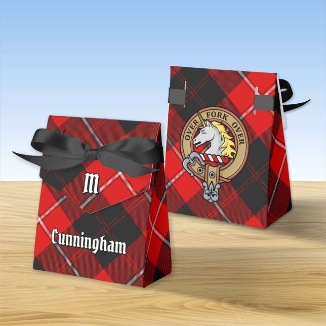 Klan Cunningham Vapensköld över Tartan Presentaskar (Skapare uppladdad)