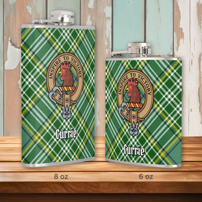Klan Currie Tupp Vapensköld över Tartan Fickplunta (Skapare uppladdad)