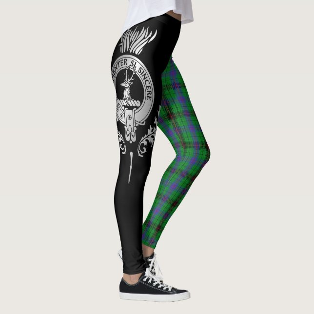 Klan Davidson Vapensköld & Tartan Leggings (Höger)