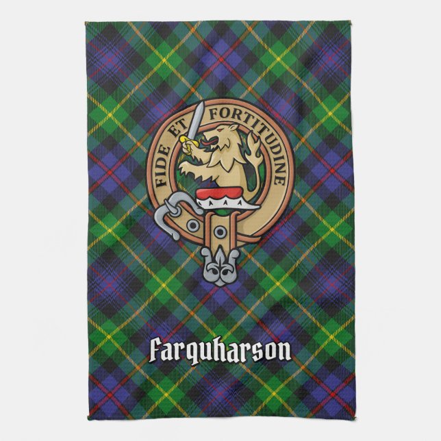 Klan Farquharson Vapensköld över Tartan Kitchen To Kökshandduk (Vertikal)