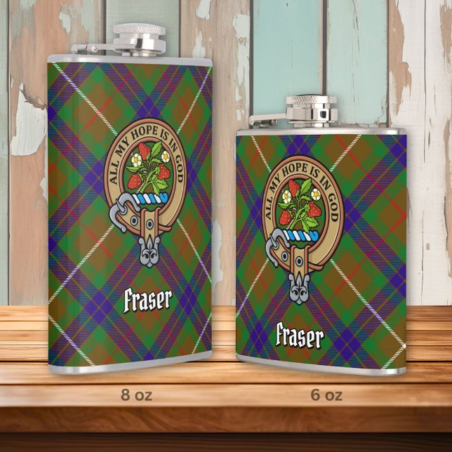 Klan Fraser Vapensköld över jakt på Tartan Fickplunta (Skapare uppladdad)