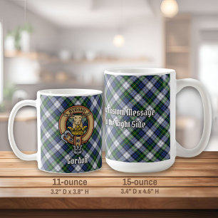 Klan Gordon Vapensköld över Dress Tartan Kaffemugg