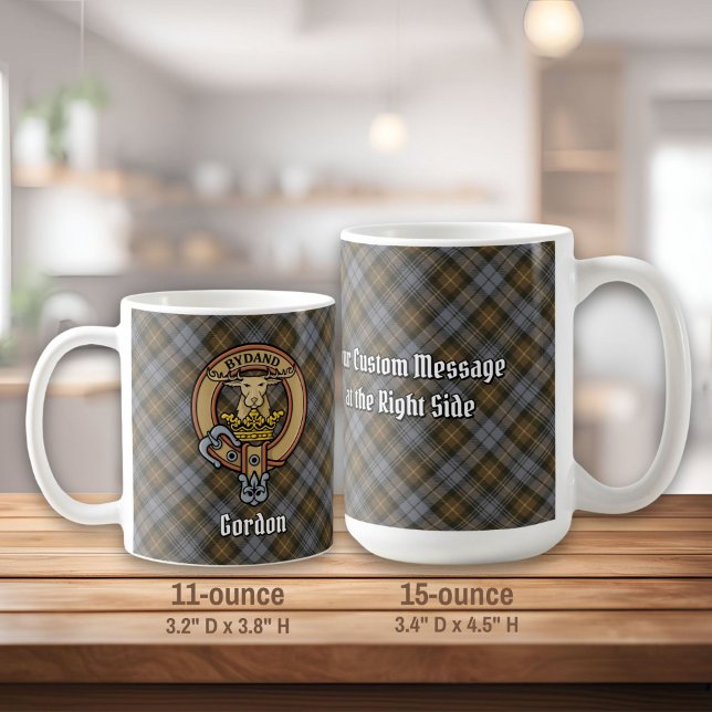 Klan Gordon Vapensköld över Weasted Tartan Kaffemugg (Skapare uppladdad)