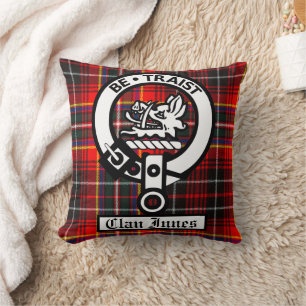 Klan Innes-kröningsmärke och tartan Kudde