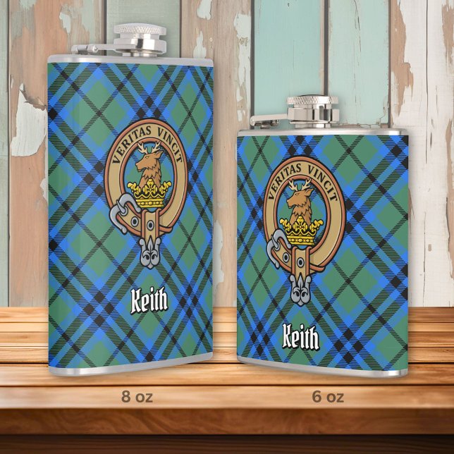 Klan Keith Vapensköld över Tartan Fickplunta (Skapare uppladdad)