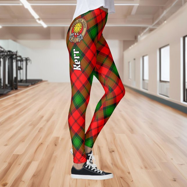 Klan Kerr-Vapensköld över Tartan Leggings (Skapare uppladdad)