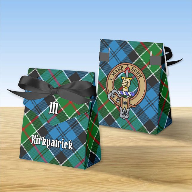 Klan Kirkpatrick Vapensköld över Tartan Presentaskar (Skapare uppladdad)