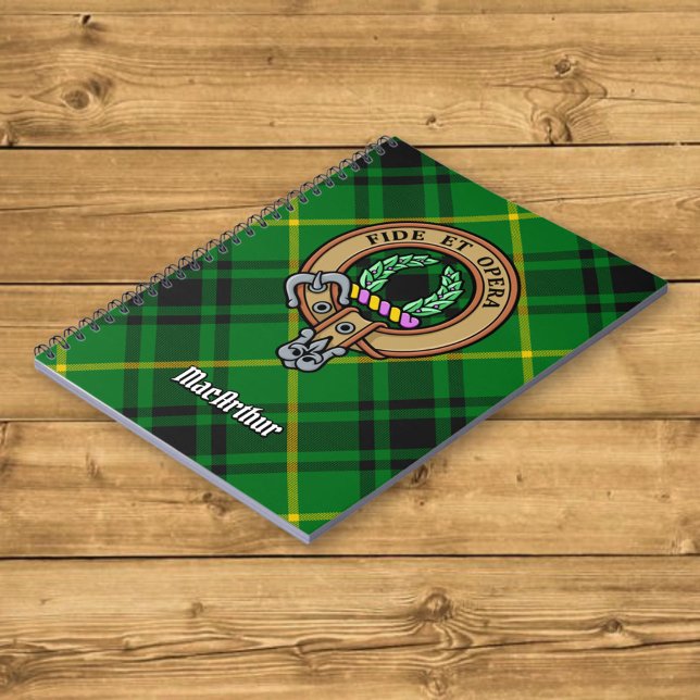 Klan MacArthur Vapensköld över Tartan Anteckningsbok (Skapare uppladdad)