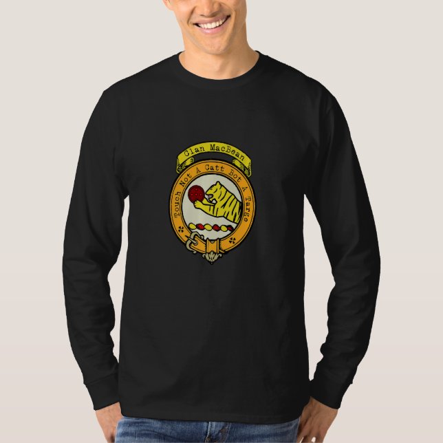 Klan MacBean skotsk vapensköld   T Shirt (Framsida)