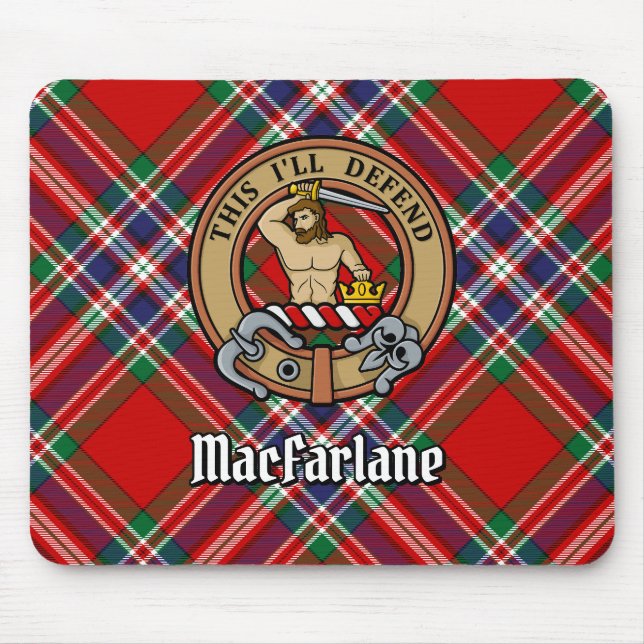 Klan MacFarlane Vapensköld över Red Tartan Musmatta (Framsidan)