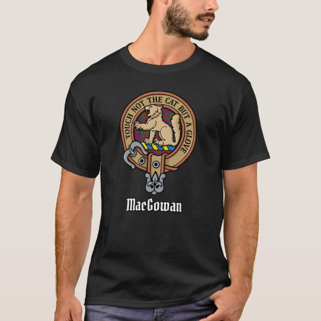 Klan MacGowan-Vapensköld över Tartan T Shirt (Framsida)
