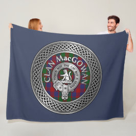 Klan MacGowan Vapensköld & Tartan Knot Fleecefilt