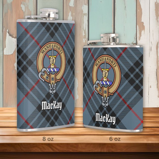 Klan MacKay-Vapensköld över Blue Tartan Fickplunta (Skapare uppladdad)