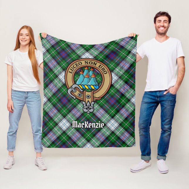 Klan MacKenzie-Vapensköld över Dress Tartan Fleecefilt (På plats)