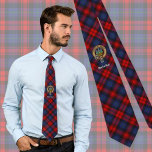Klan MacLachlan-Vapensköld över Tartan Slips<br><div class="desc">Klan MacLachlan-vapensköld-bricka omgiven av ett band och ett låsbeslag över tartanbakgrunden. Anpassningsbar.</div>