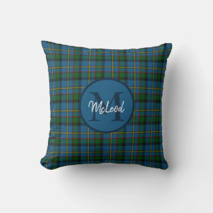 Klan MacLeod Monogrammed Kudde