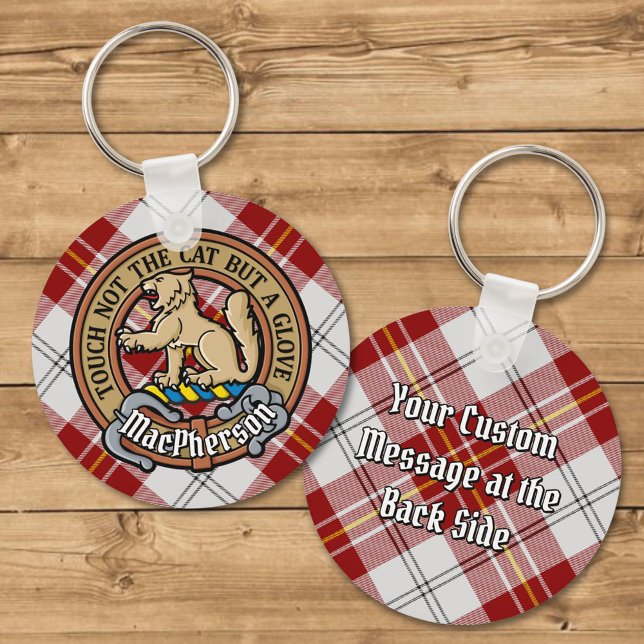 Klan MacPherson Vapensköld över Red Dress Tartan Nyckelring (Skapare uppladdad)