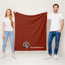Klan MacQuarrie Tartan och Vapensköld Fleecefilt