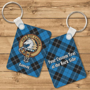 Klan Ramsay Vapensköld över Blue Hunting Tartan Nyckelring