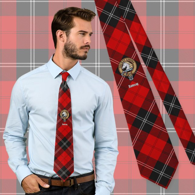 Klan Ramsay Vapensköld över Red Tartan Slips (Skapare uppladdad)