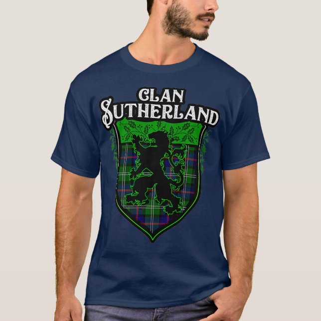 Klan Sutherland Surname Scottish Tartan Lejon T Shirt (Framsida)