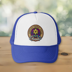 Klan Wardlaw Vapensköld över Tartan Keps