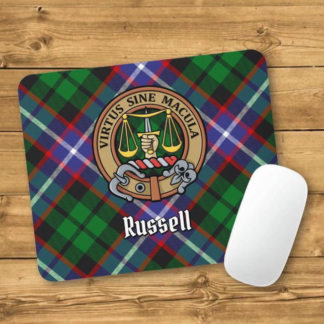 Klanen Russell Crest över tartan Musmatta (Skapare uppladdad)