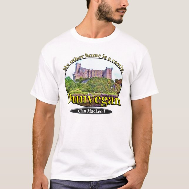 KlanMacLeod Dunvegan slott Skottland T Shirt (Framsida)