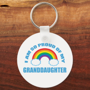 Klar av min mordotter Rainbow Grandparent Nyckelring