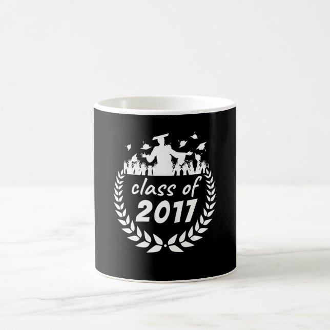klass 2017 studenten eller återförening efter kaffemugg (Center)