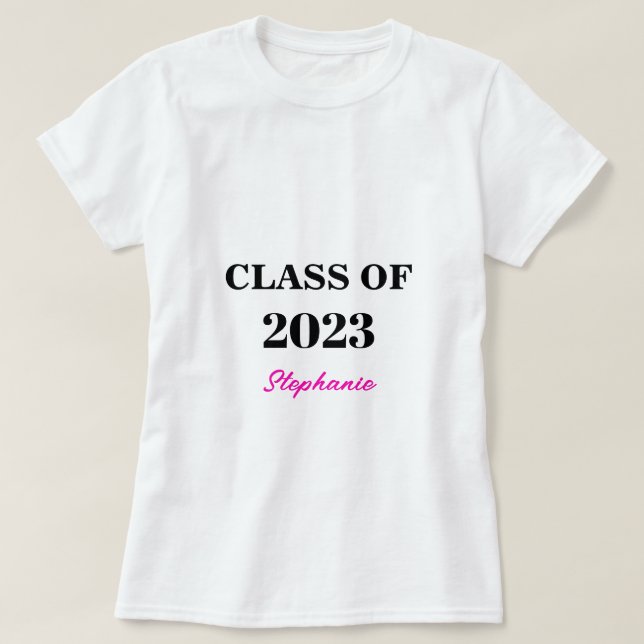 Klass 2023 Modern Rosa Monogram Cute Studenten T Shirt (Design framsida)