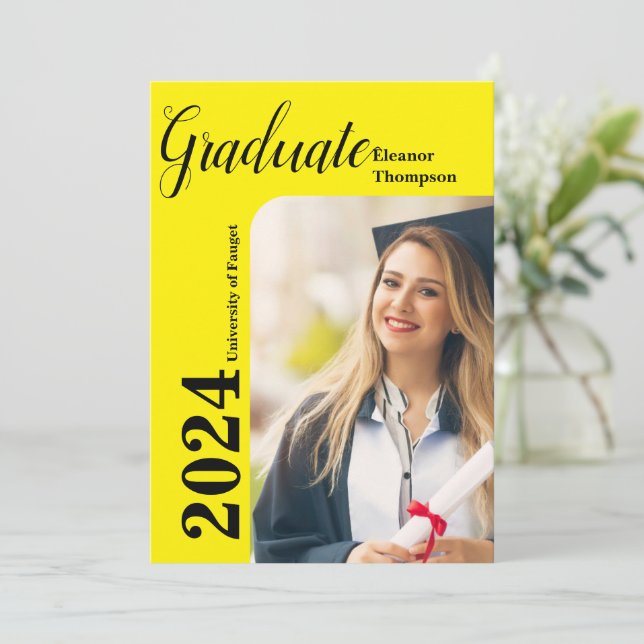 Klass 2024 Grad: Modern svart och vitt foto Inbjudningar (Stående Fram)