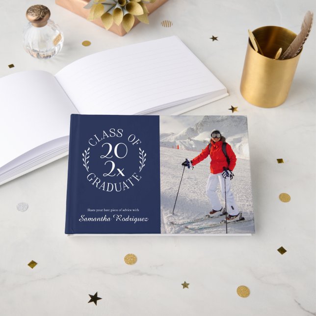 Klass 2025: Grad Photo Navy Mönster Studenten Gästböcker (Framsida öppen)