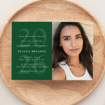 Klass 2025 klassisk grön fotofirande examensfest