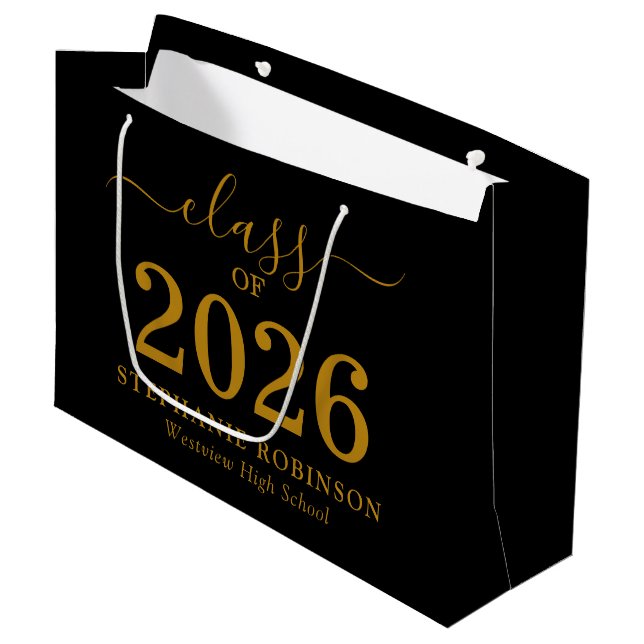 Klass 2026 Guldskrift på Svart Examen  (Framsidan Vinklad)