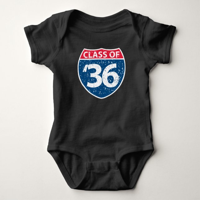 Klass 2036 Baby One Biet Tee (Framsida)