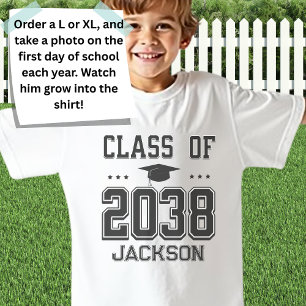 Klass 2038 för första skolfotodagen t shirt