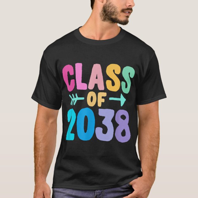 Klass 2038 Studenten med T-Shirt (Framsida)
