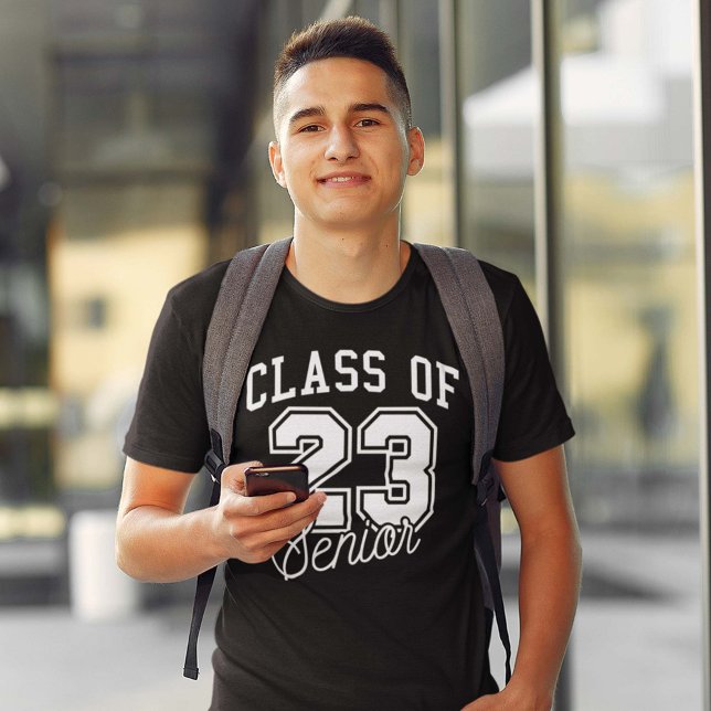 Klass 23: Högre T Shirt (Skapare uppladdad)