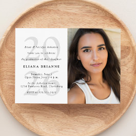 Klass av 2025 enkelt svartvit foto studenten inbjudningar