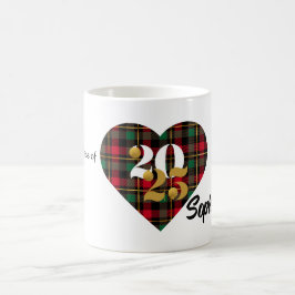 Klass av 2025 Personlig Play Heart Mugg
