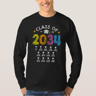 Klass av 2034 Grow with Me Checklist Studenten T Shirt